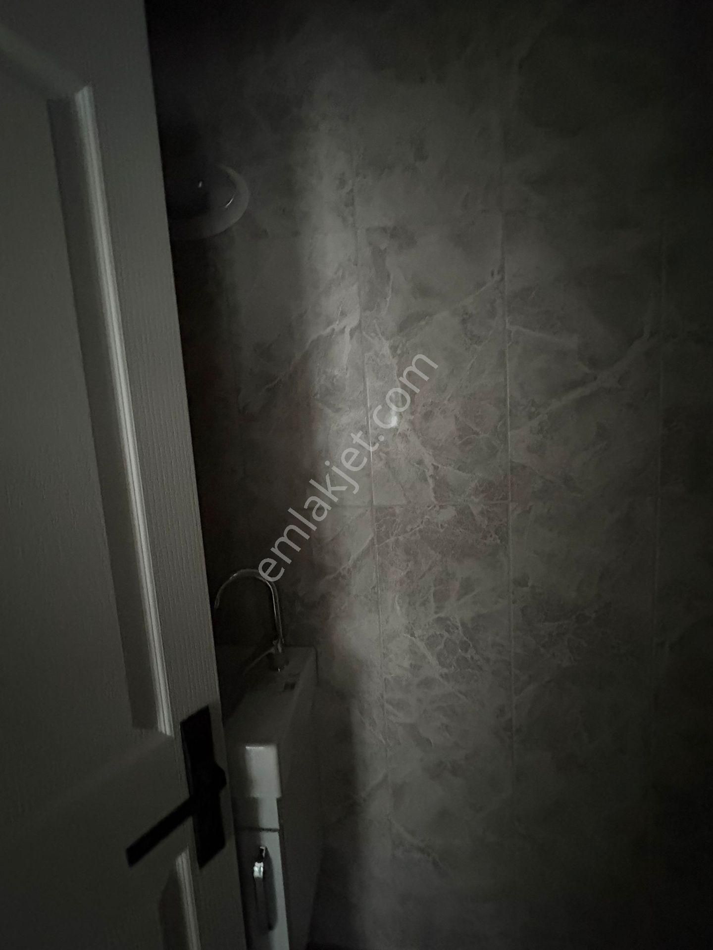 Devlet Hastanesi Yanı 3+1 Kapalı Mutfak Boyalı Kiralık Daire - Görsel 4