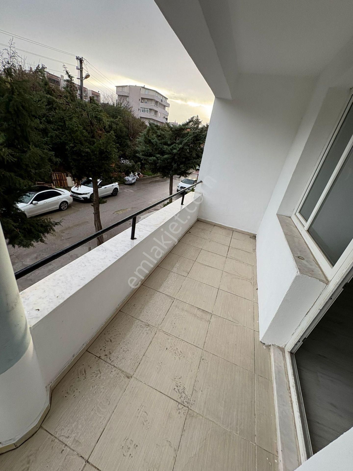 Devlet Hastanesi Yanı 3+1 Kapalı Mutfak Boyalı Kiralık Daire - Görsel 3