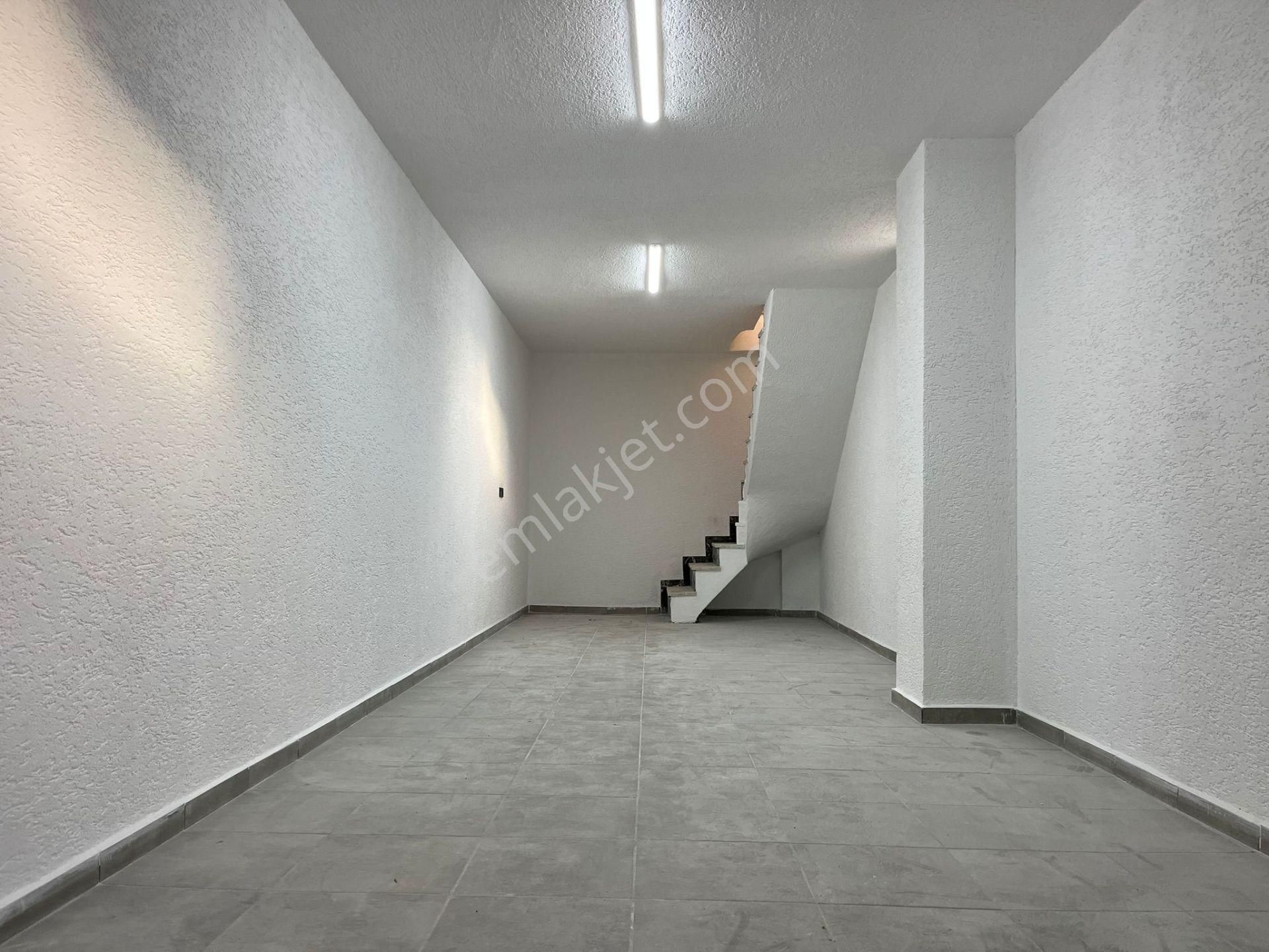 Kumburgaz Merkezde Kiralık Dükkan 2 Katlı 300 M2 Pazar Yolu Üstünde - Görsel 7