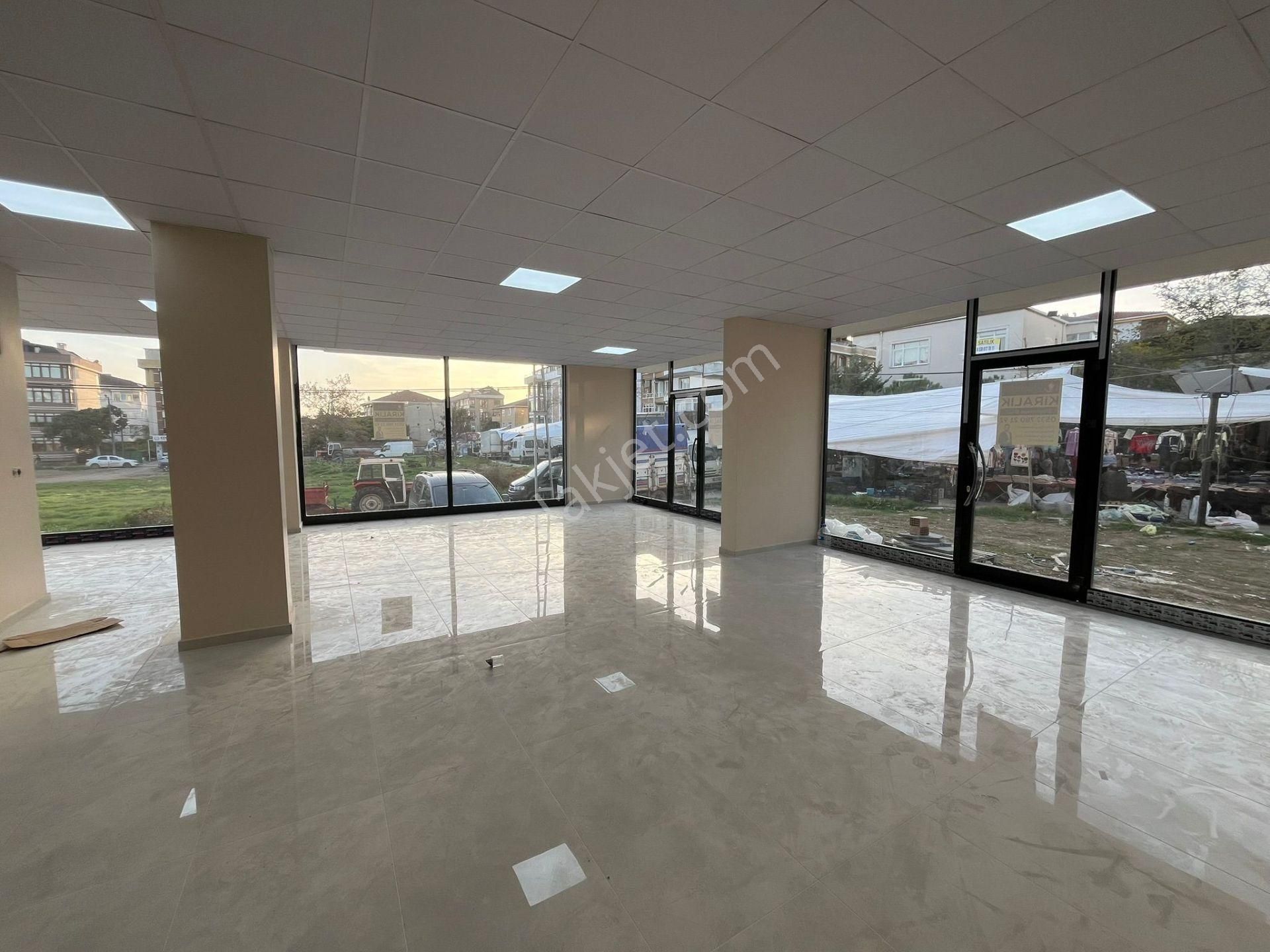Kumburgaz Merkezde Kiralık Dükkan 2 Katlı 300 M2 Pazar Yolu Üstünde