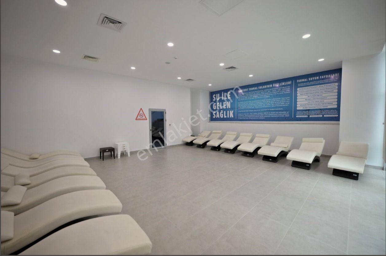 Esenyurt Atatürk Mah.2+1 95m2uygun Fiyatlı Arakat 2.980.000 Tl