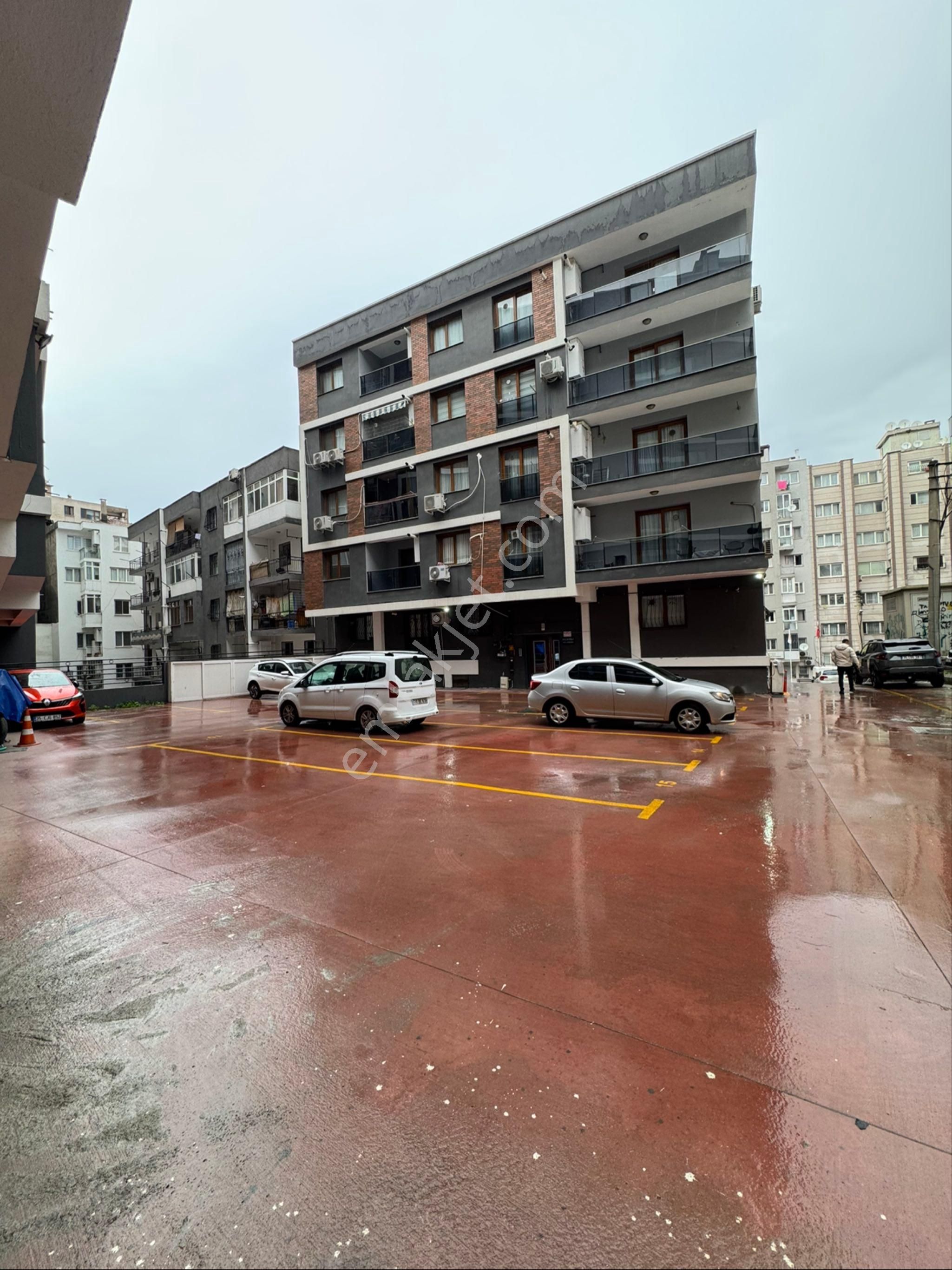 İzmir Konak Atilla Mahallesinde Üçyol Metro Yakını Sıfır Ayarında 1+1 Daire - Görsel 3