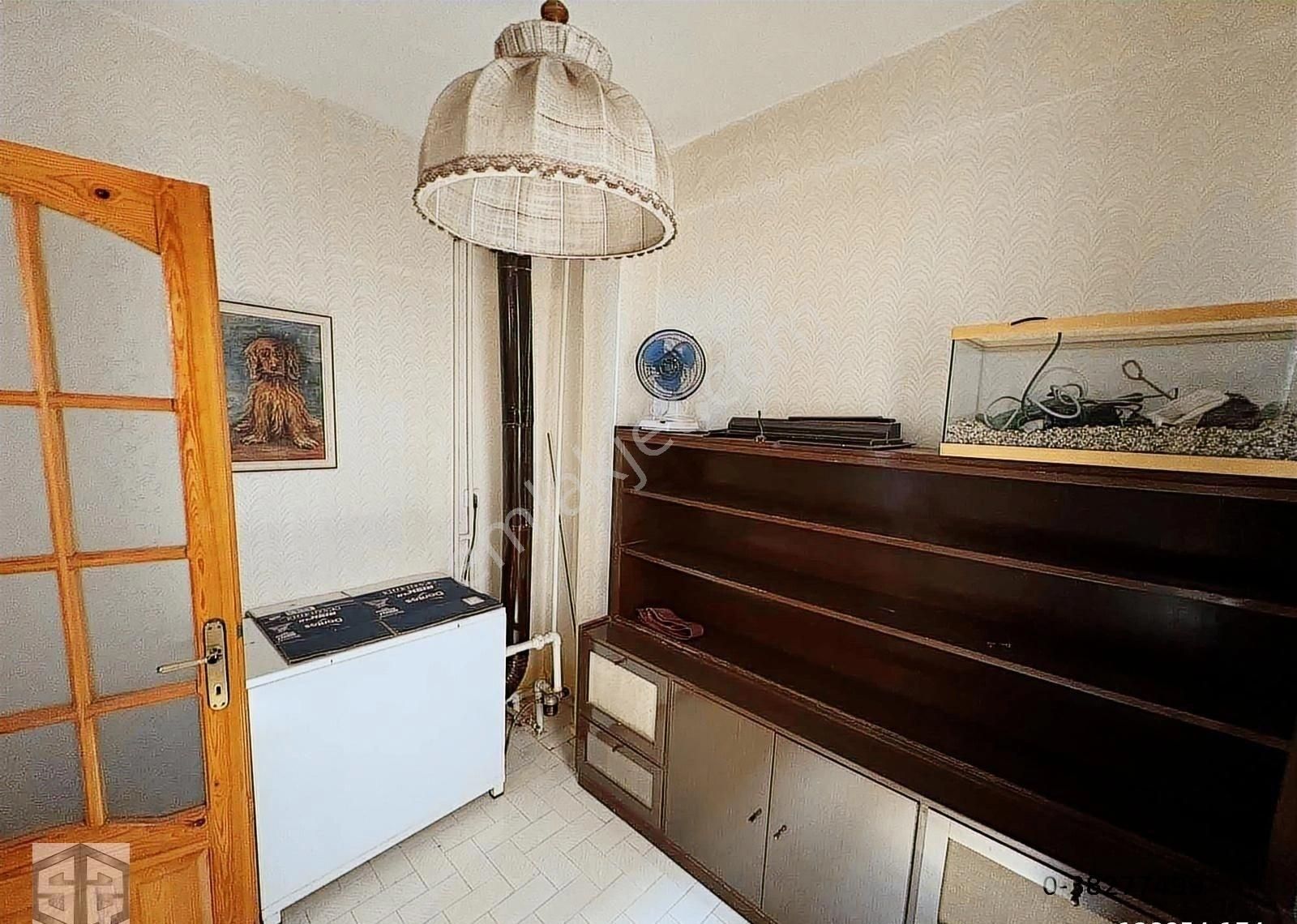 İzmir Selçuk Atatürk Mahallesinde Geniş 3+1 Daire - Görsel 17