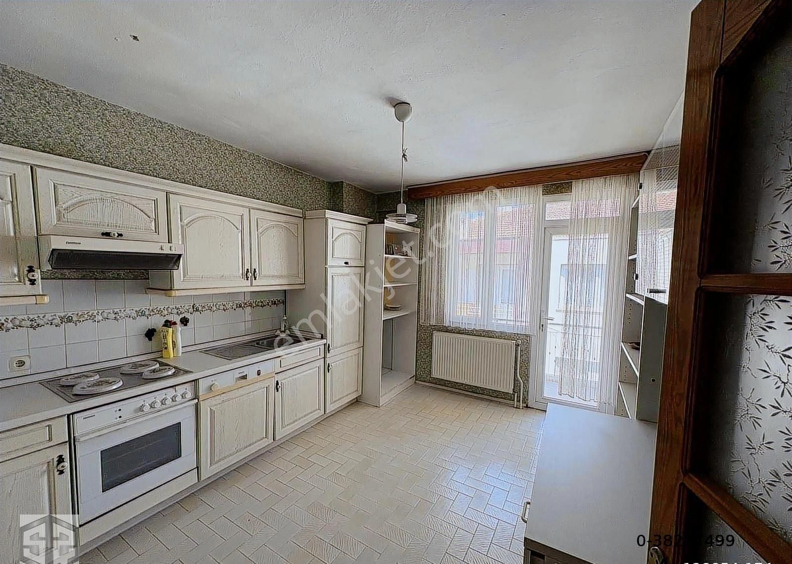 İzmir Selçuk Atatürk Mahallesinde Geniş 3+1 Daire - Görsel 5