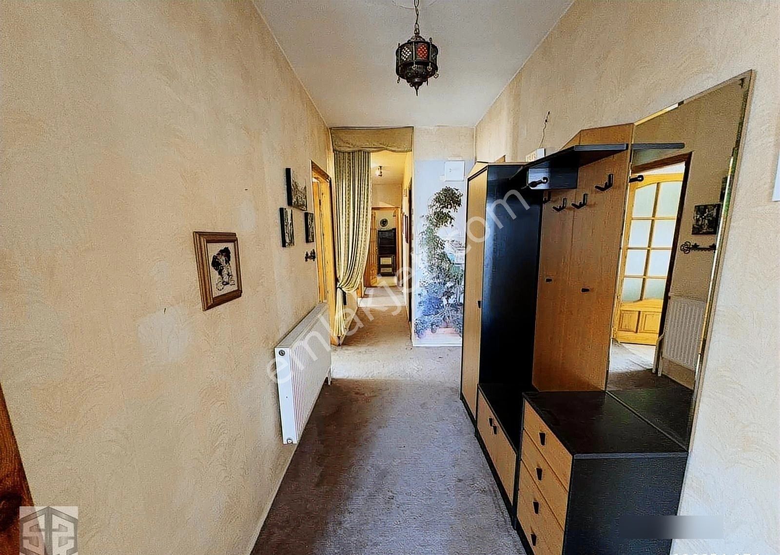 İzmir Selçuk Atatürk Mahallesinde Geniş 3+1 Daire - Görsel 8