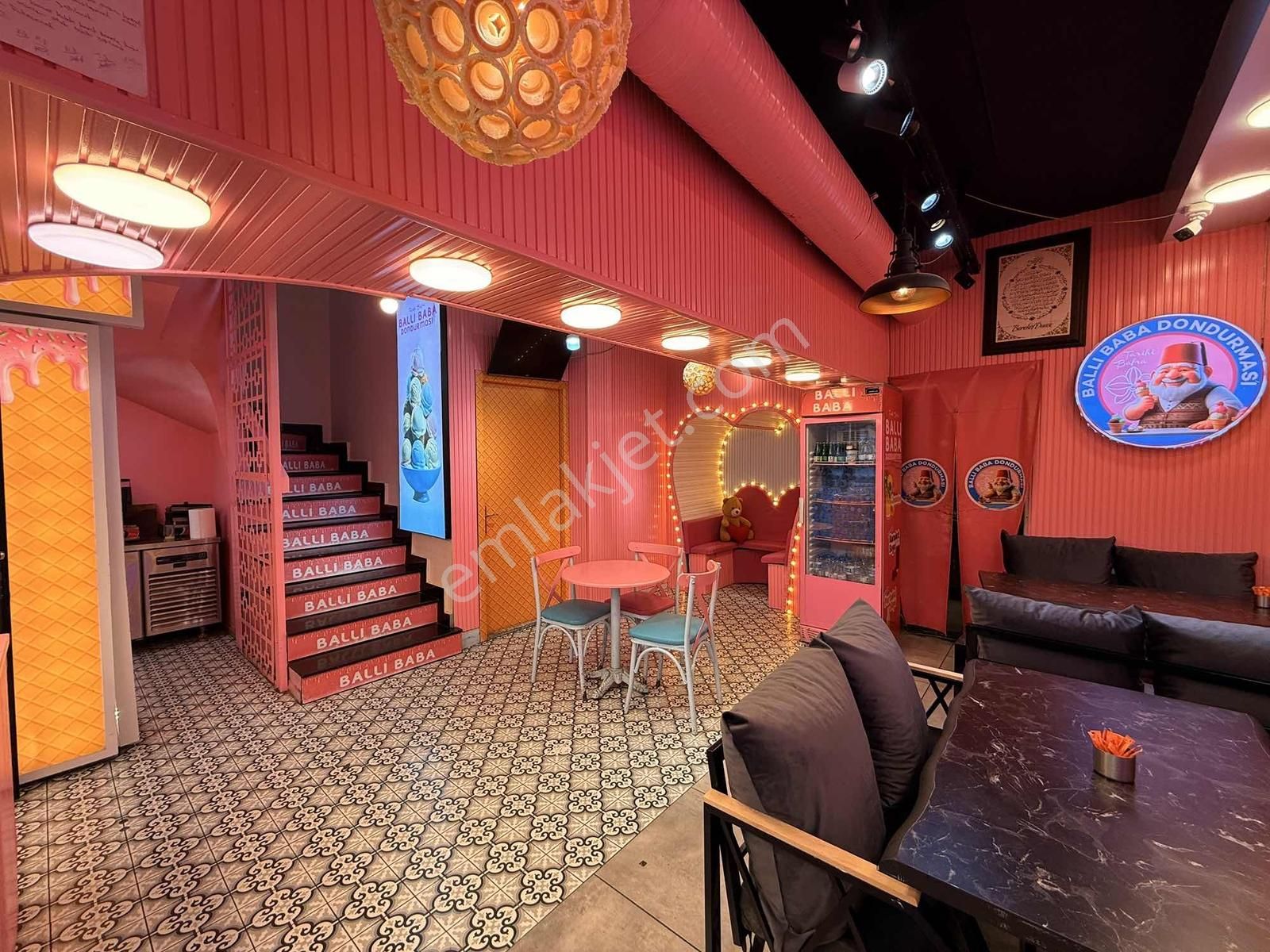 İzmit Fethiye Caddesi Devren Kiralık 6 Katlı Dükkan | Tapu54 - Görsel 14