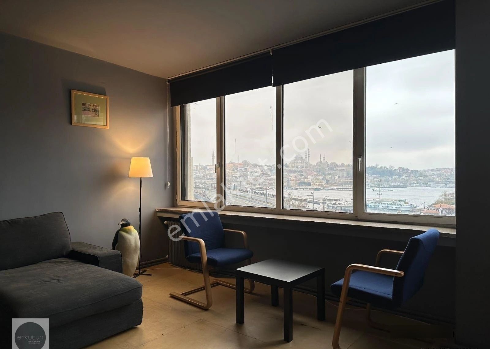 Karaköy Meydanı'nın İmza Binasında Muhteşem Manzaralı Kiralık Loft Daire ! - Görsel 3