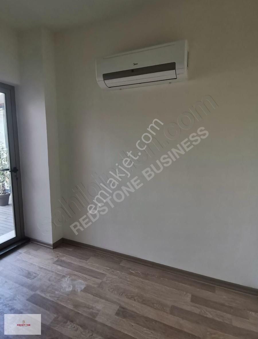Barınaklar Bulvarı'nda Cadde Üstü Geniş Plaza Katı Kiralık Ofis - Görsel 11