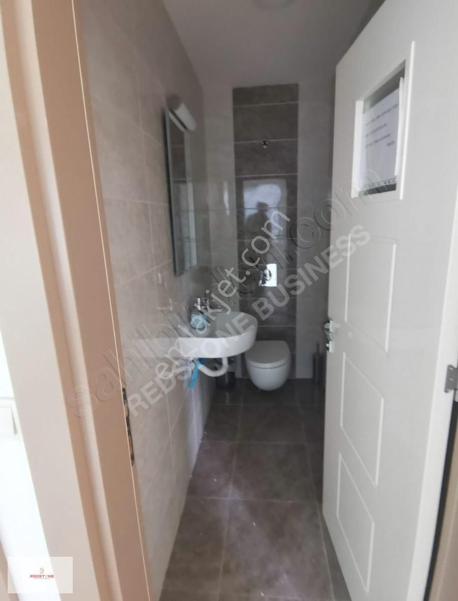 Barınaklar Bulvarı'nda Cadde Üstü Geniş Plaza Katı Kiralık Ofis - Görsel 29