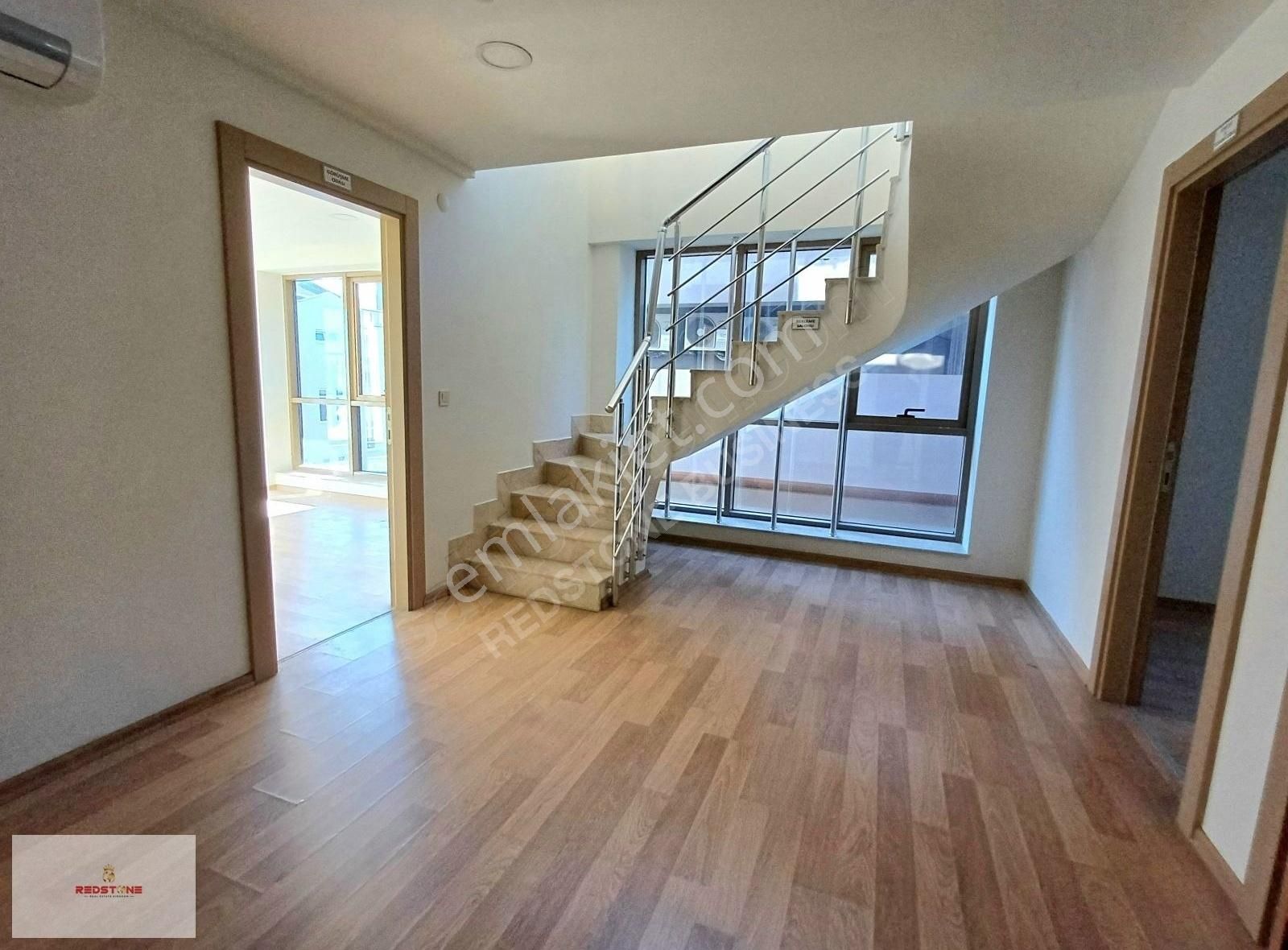 Barınaklar Bulvarı'nda Cadde Üstü Geniş Plaza Katı Kiralık Ofis - Görsel 32
