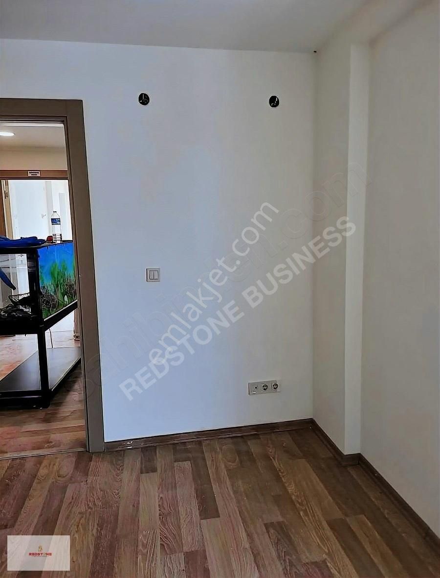Barınaklar Bulvarı'nda Cadde Üstü Geniş Plaza Katı Kiralık Ofis - Görsel 33