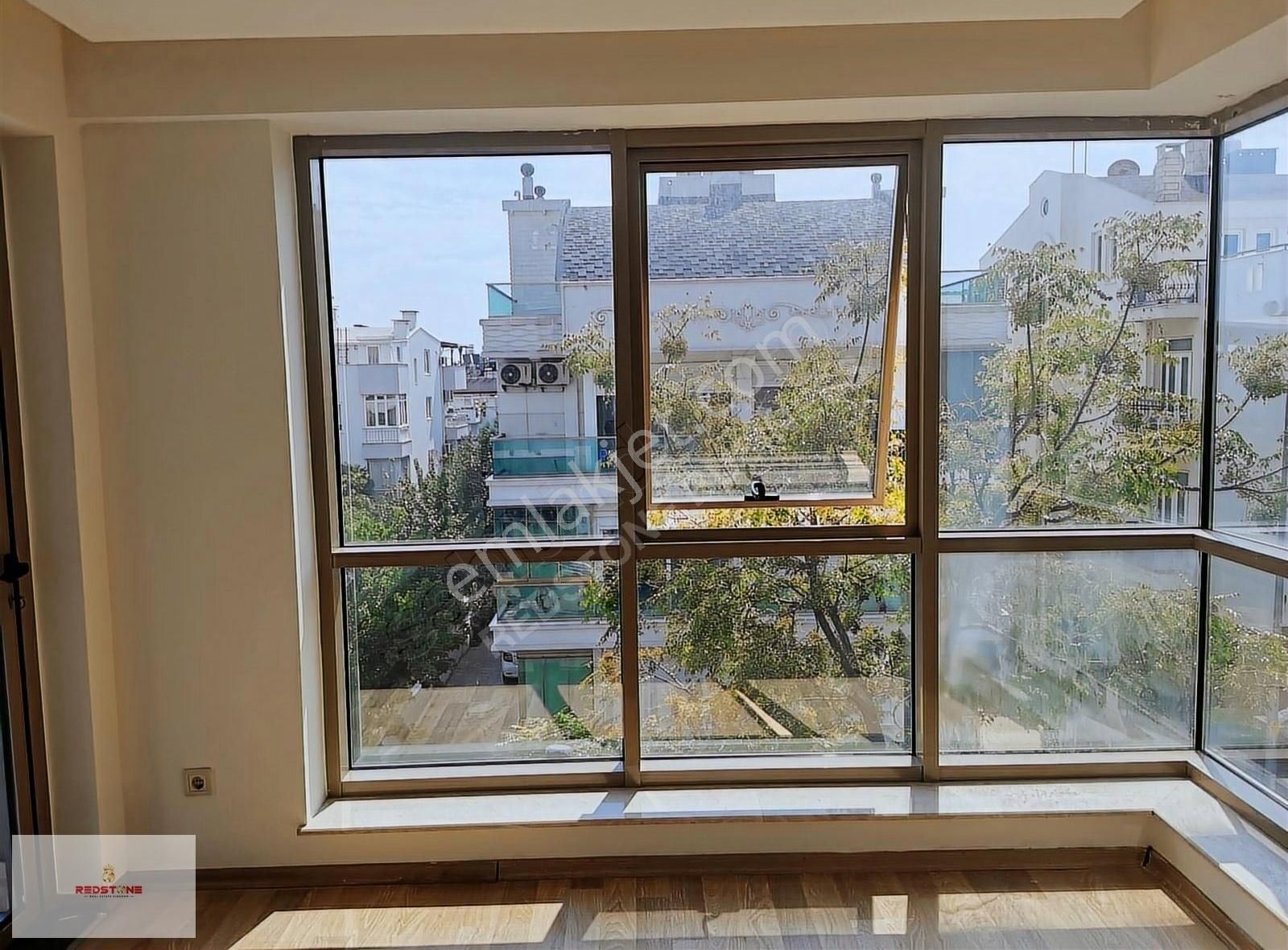 Barınaklar Bulvarı'nda Cadde Üstü Geniş Plaza Katı Kiralık Ofis - Görsel 30