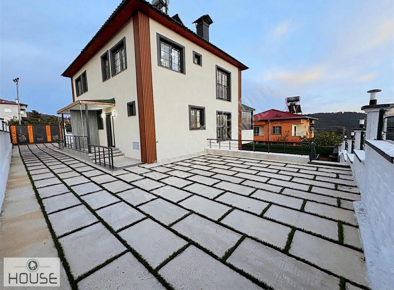 Satılık Lüks Villa Gülek Çamalan - Görsel 2