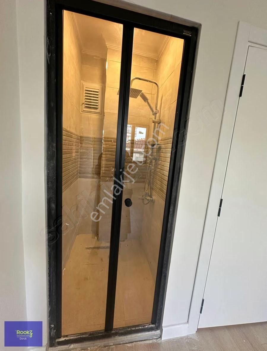 Rookzdoruk'dan Akpınar Mahallesi'nde Metro Dibi, Sıfır,ferah 3+1 - Görsel 14