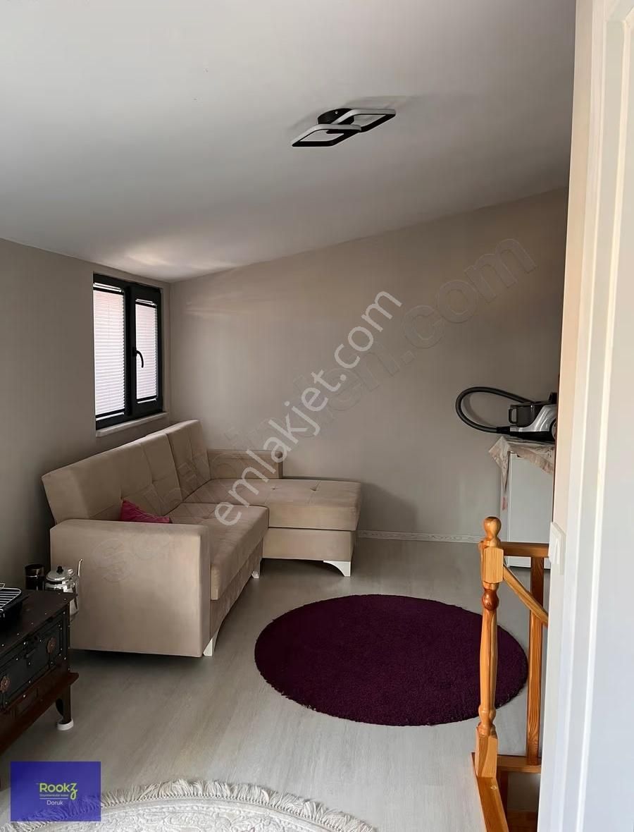 Rookzdoruk'dan Merkez Cadde Üzerinde İskanlı Geniş 4+1 Dubleks!! - Görsel 9