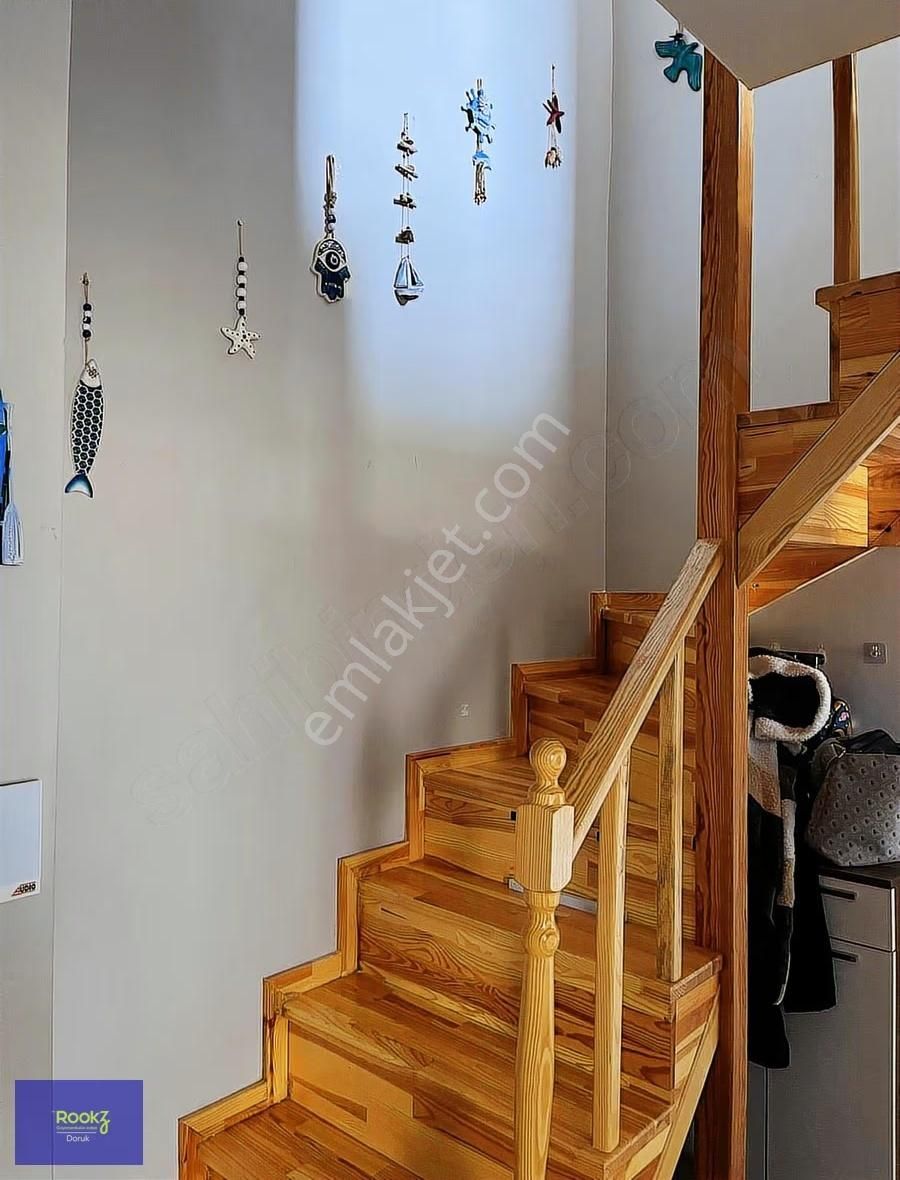 Rookzdoruk'dan Merkez Cadde Üzerinde İskanlı Geniş 4+1 Dubleks!! - Görsel 4