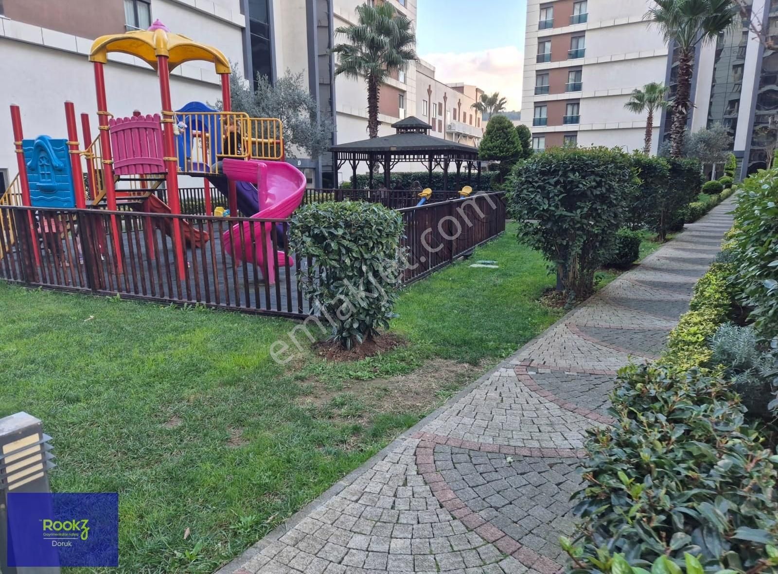 Rookzdoruk'dan Viaport Yanı Whitehouse'da Sosyal Alanlı Lüks 3+1 - Görsel 17
