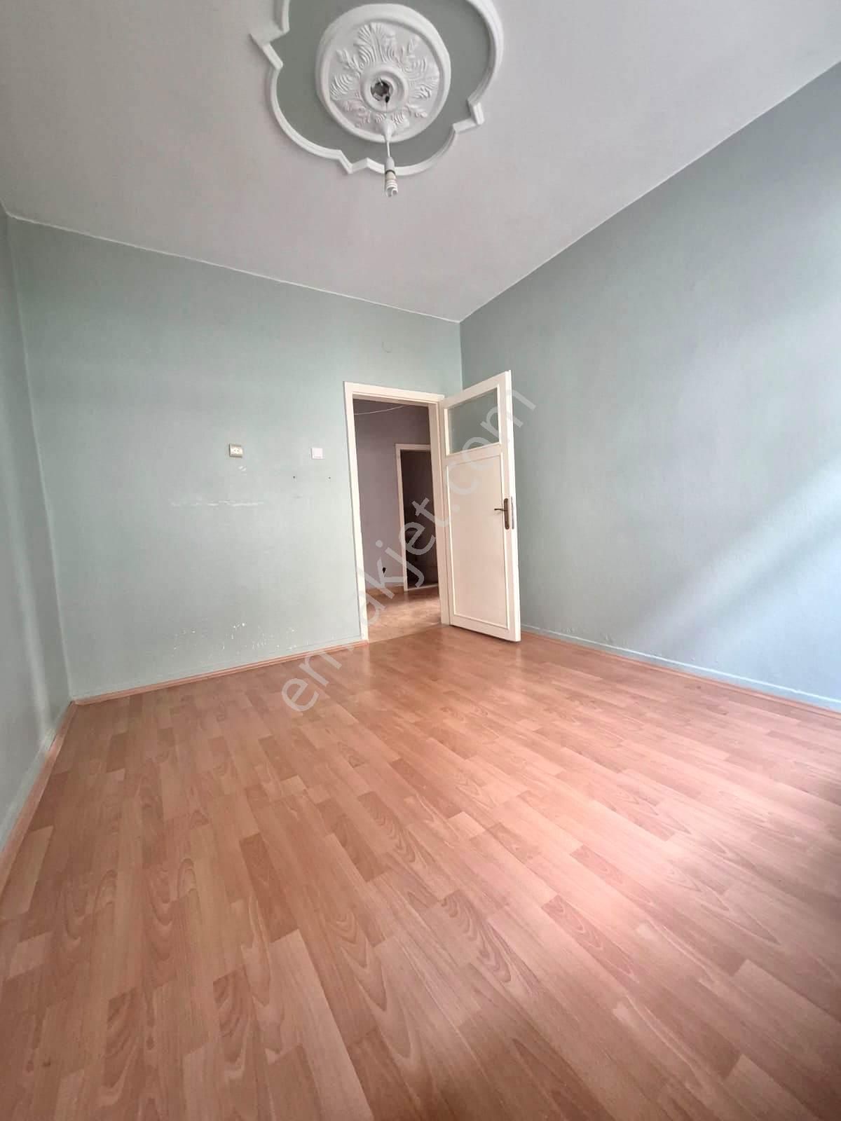 Uzman Emlak'dan İncirli Mh.yunusemre Cadde Yakını Yüksek Giriş ( Altında Daire Var ) 3+1 Daire - Görsel 10