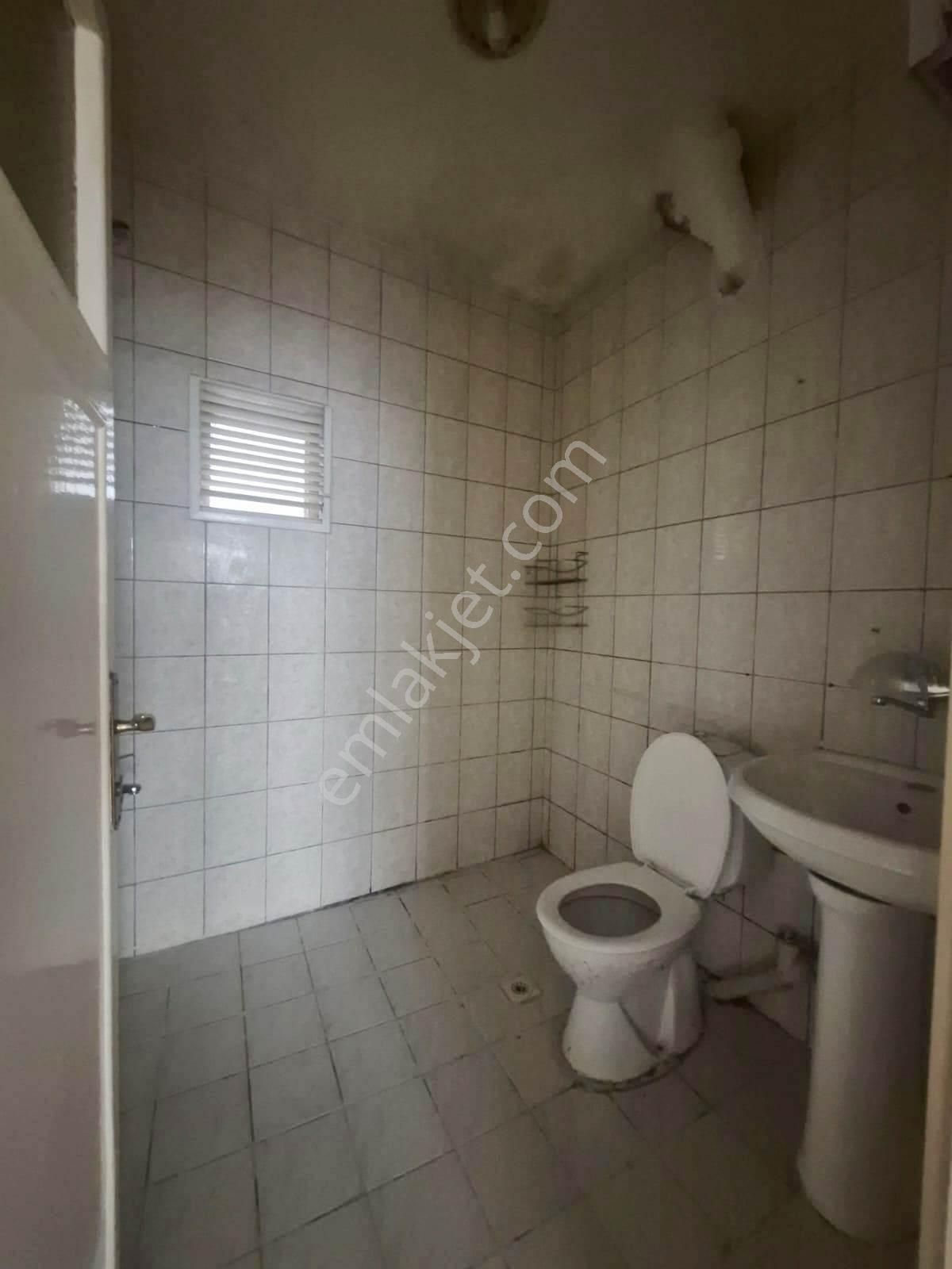 Uzman Emlak'dan İncirli Mh.yunusemre Cadde Yakını Yüksek Giriş ( Altında Daire Var ) 3+1 Daire - Görsel 16