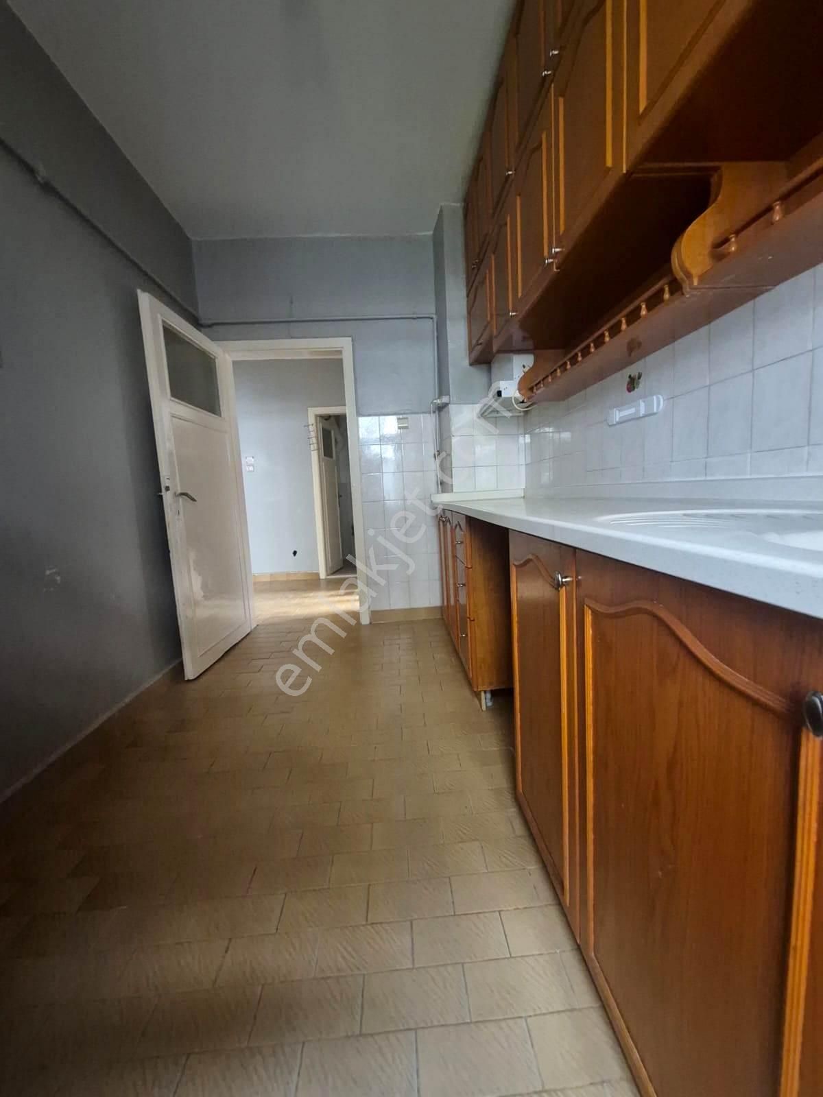 Uzman Emlak'dan İncirli Mh.yunusemre Cadde Yakını Yüksek Giriş ( Altında Daire Var ) 3+1 Daire - Görsel 15