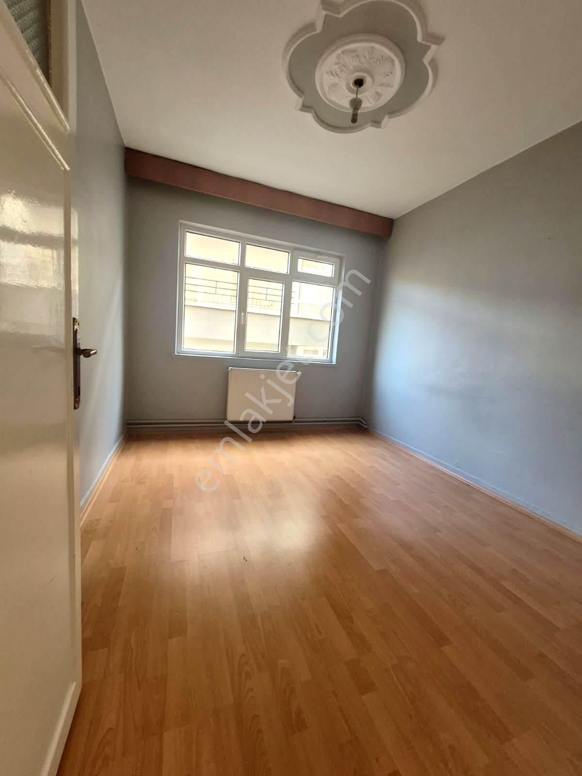 Uzman Emlak'dan İncirli Mh.yunusemre Cadde Yakını Yüksek Giriş ( Altında Daire Var ) 3+1 Daire - Görsel 7