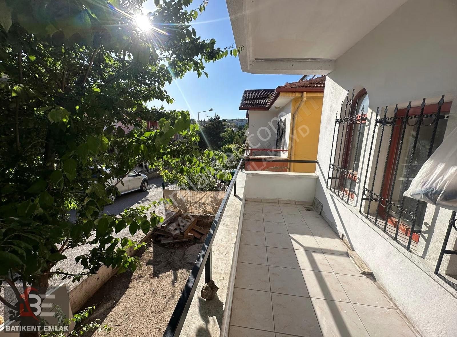 Batıkent Emlaktan Uğur Mumcu Mah 3 Kat Kullanım Köşe Müstakil - Görsel 6