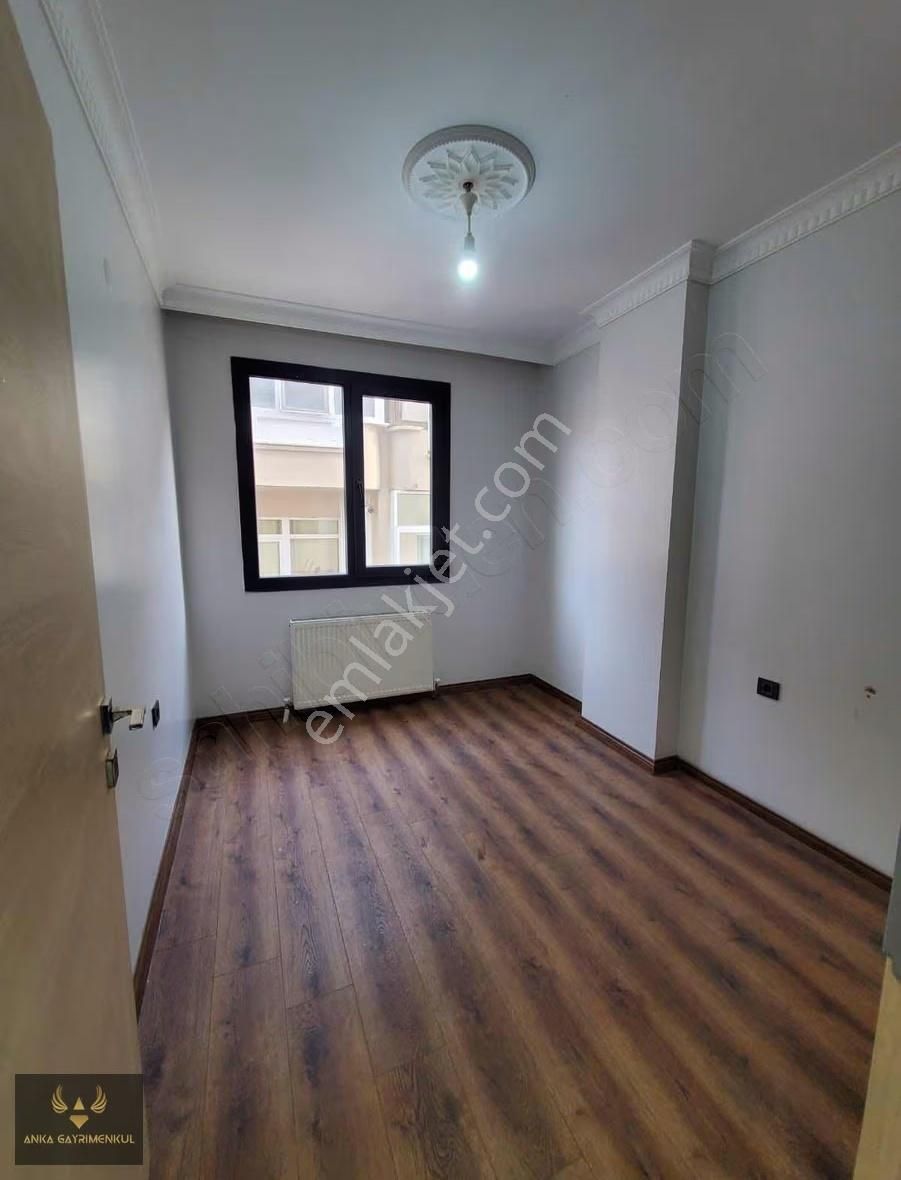 2 + 1 Satılık Daire Kiracısız Oturum Hazır Metrobüs Dibi - Görsel 16