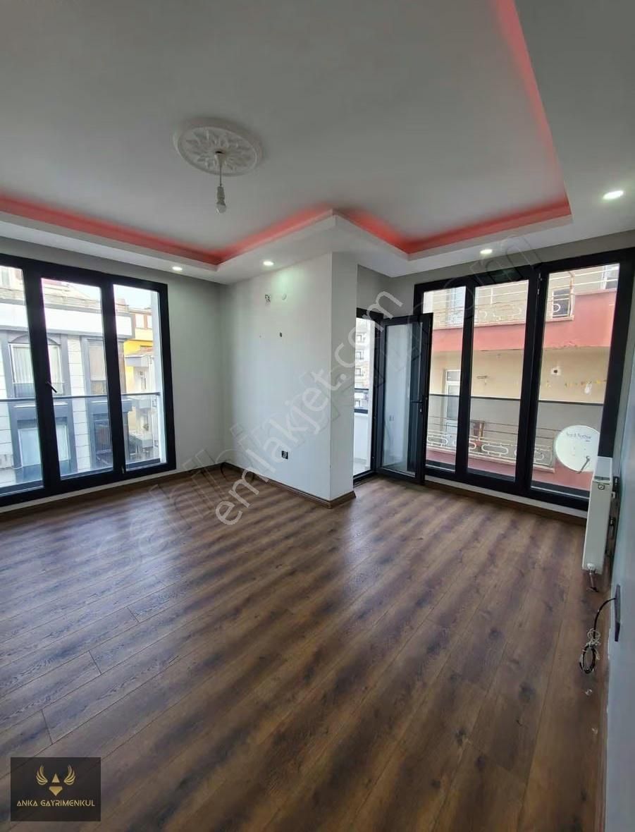 2 + 1 Satılık Daire Kiracısız Oturum Hazır Metrobüs Dibi - Görsel 10