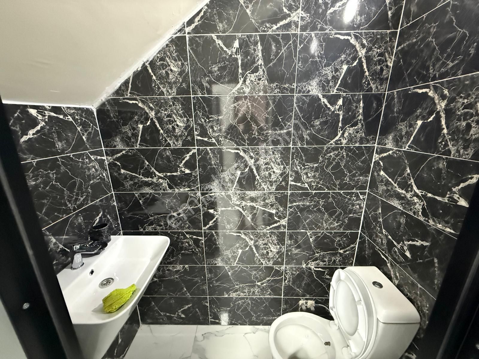 Tekstilkent City Emlaktan Emsalsiz Harika Dekore Edilmiş Kiralık Ofis Katı - Görsel 8