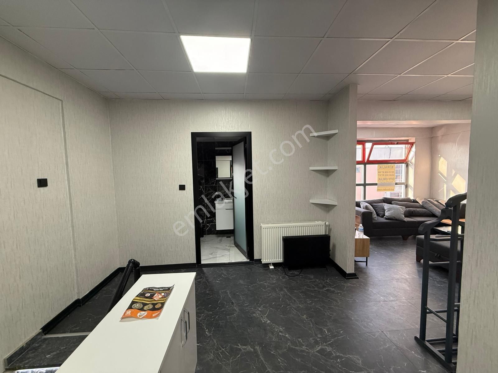 Tekstilkent City Emlaktan Emsalsiz Harika Dekore Edilmiş Kiralık Ofis Katı - Görsel 14