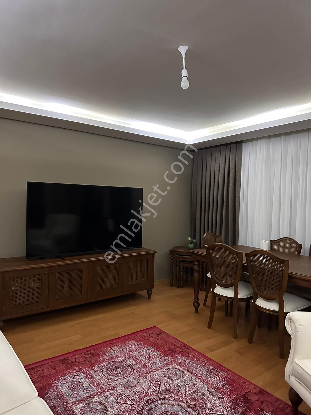 İgr Gayrimenkul Satılık Üsküdar Merkezde 2+1 3. Katta - Görsel 11