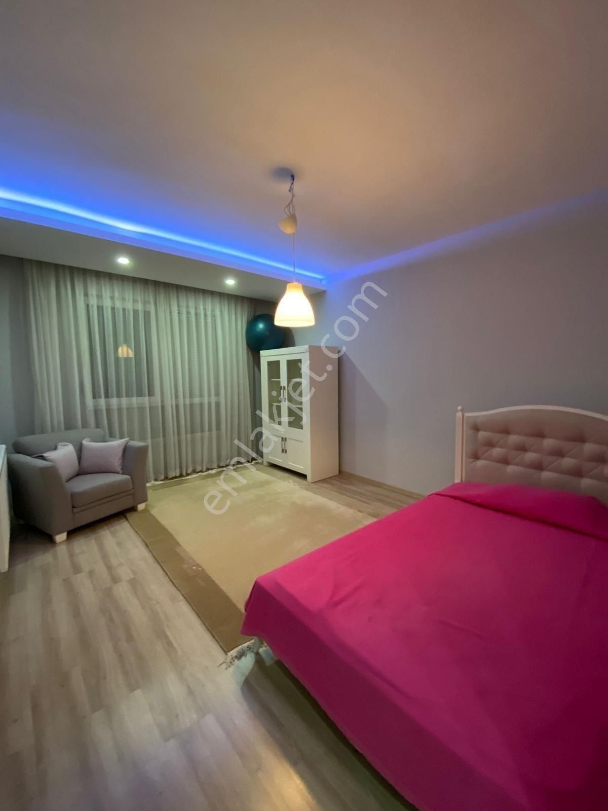 Usta Gayrimenkul'den Satılık Lüks 3+1 Havuzlu Ve Otoparklı Daire - Görsel 12