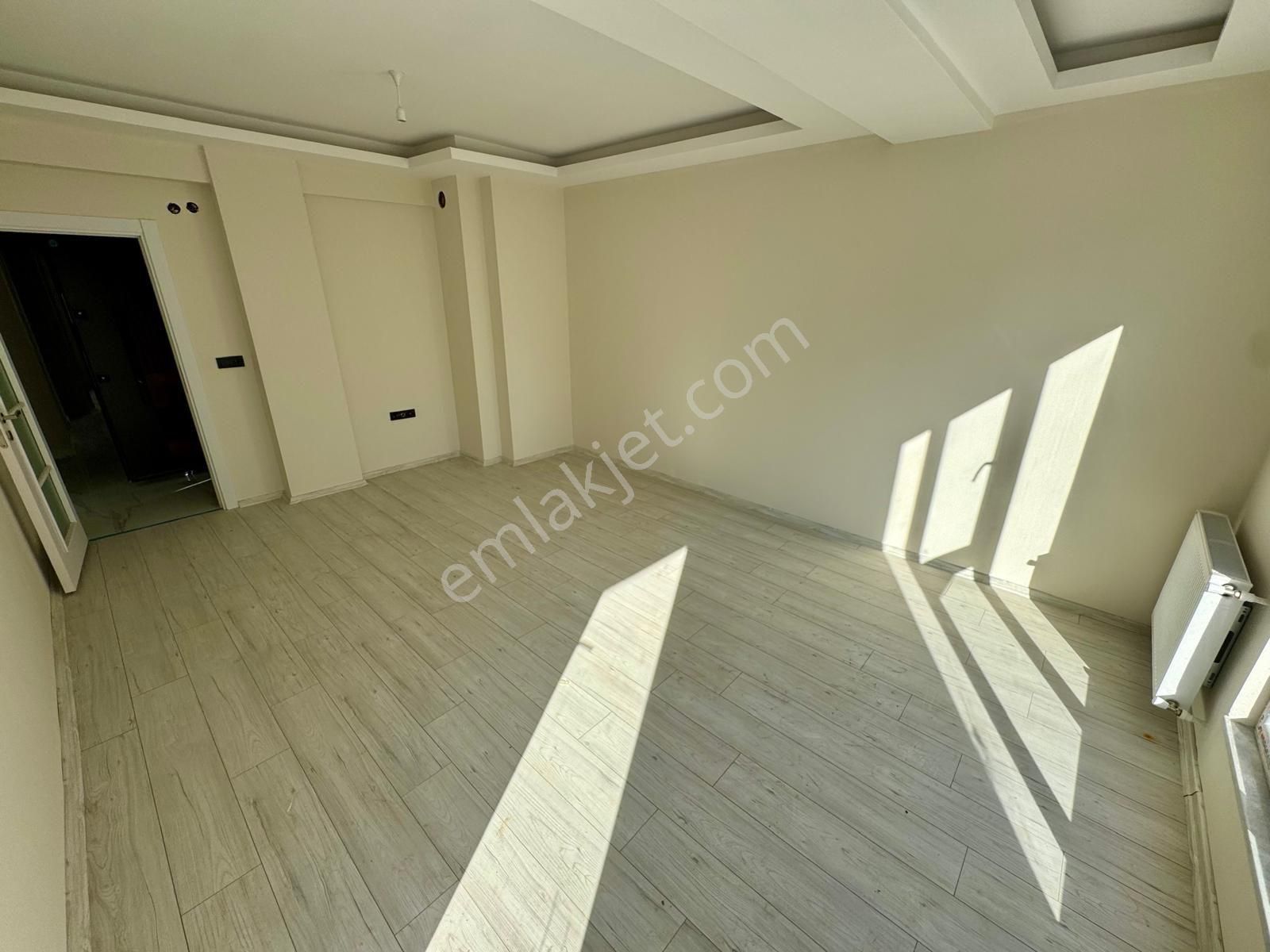 Evim-nur'dan Kışla Mh. 2+1 Ebeveyn Banyolu Çift Balkonlu Daire. - Görsel 6