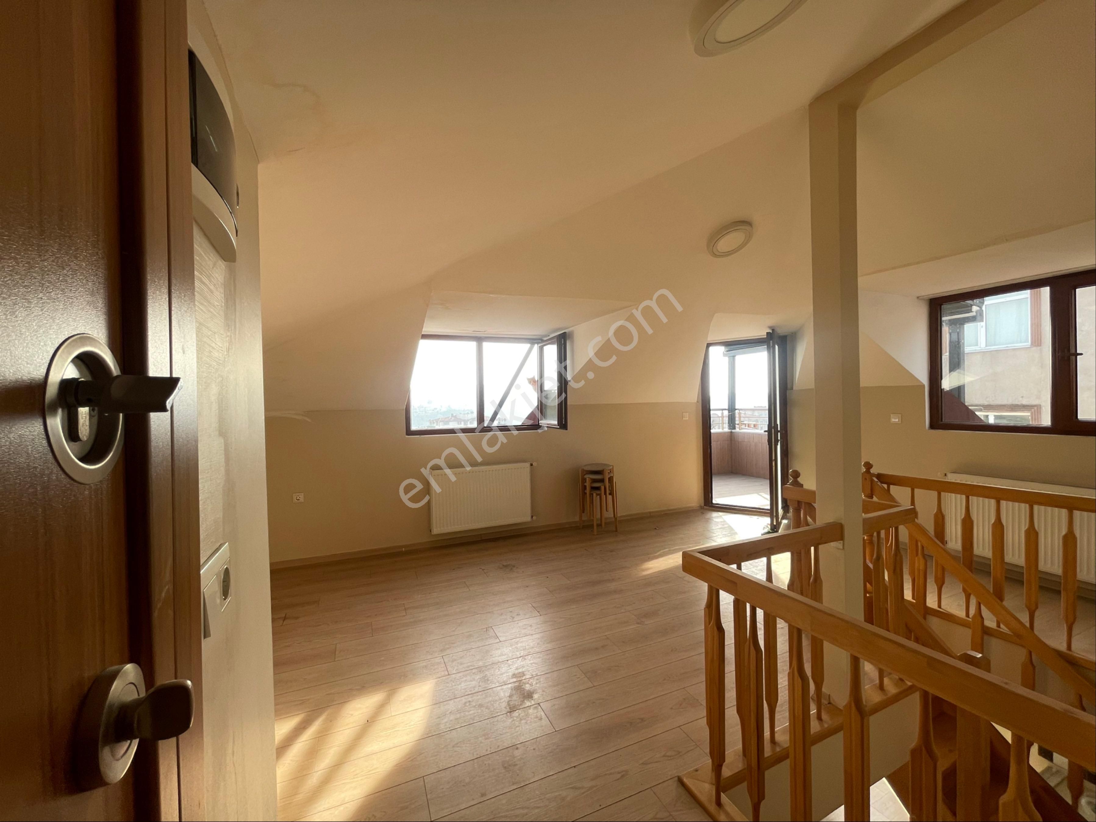 Rw Tuğba Ateşden Nurtepe Cadde Üzeri Dubleks Kiralık Daire - Görsel 15