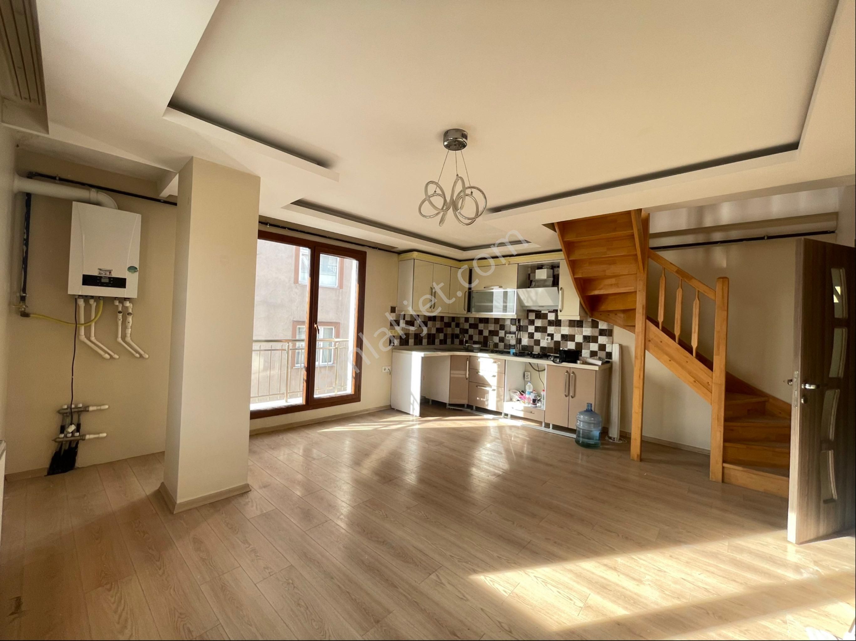 Rw Tuğba Ateşden Nurtepe Cadde Üzeri Dubleks Kiralık Daire - Görsel 2