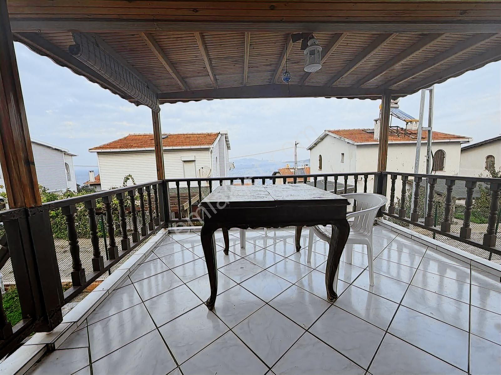 Yenifoça Donatkent Mevkiinde Deniz Manzaralı 3+1 Dubleks Villa - Görsel 11