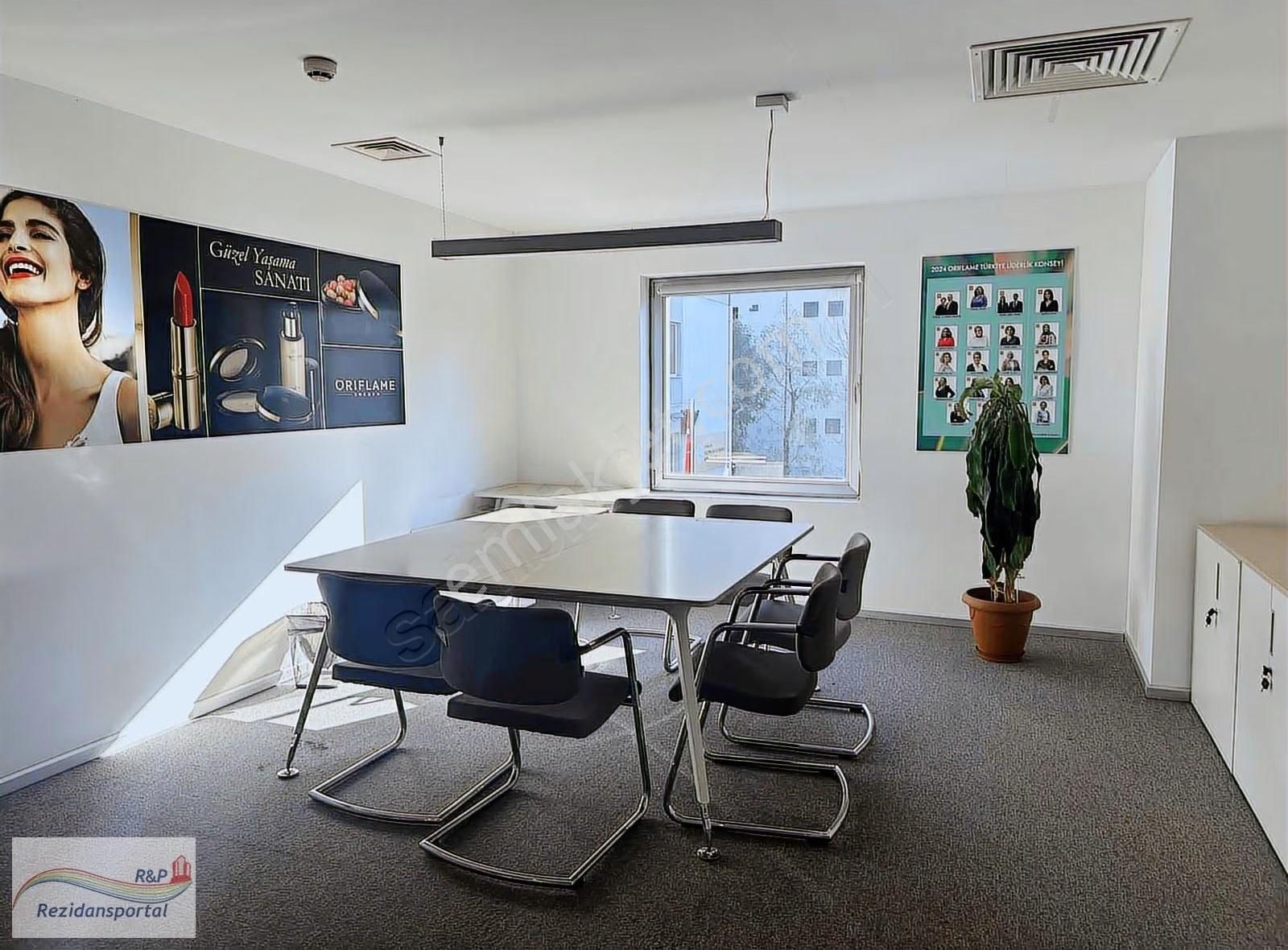 Leventte Muayenehaneye Uygun Plazada Giriş Kat 2000 M2 - Görsel 5