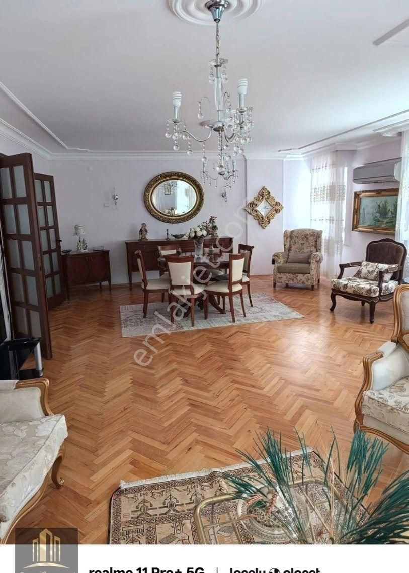 Alsancak Mimar Sinan'da 3+1 Asansörlü,doğalgazlı,eşyalı Satılık Daire - Görsel 16