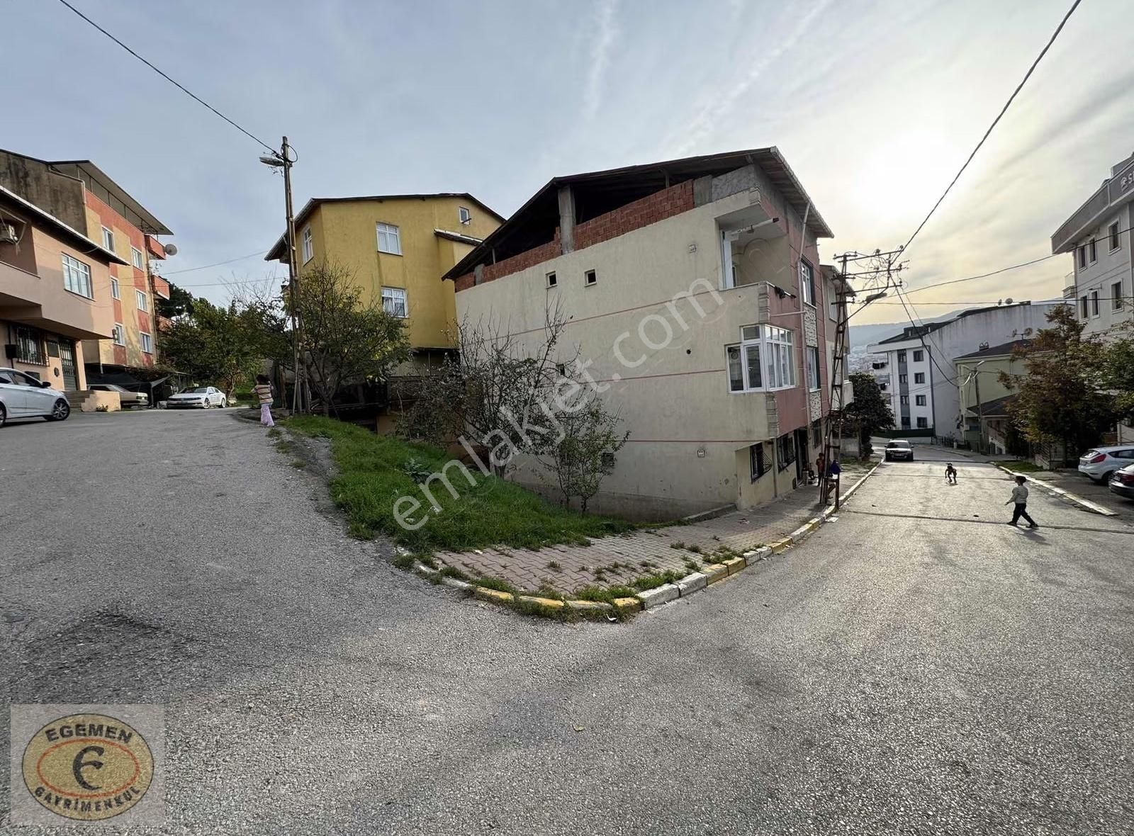 Sultanbeyli Turgut Reis'te 100+13 M2 Satılık Arsa - Görsel 4