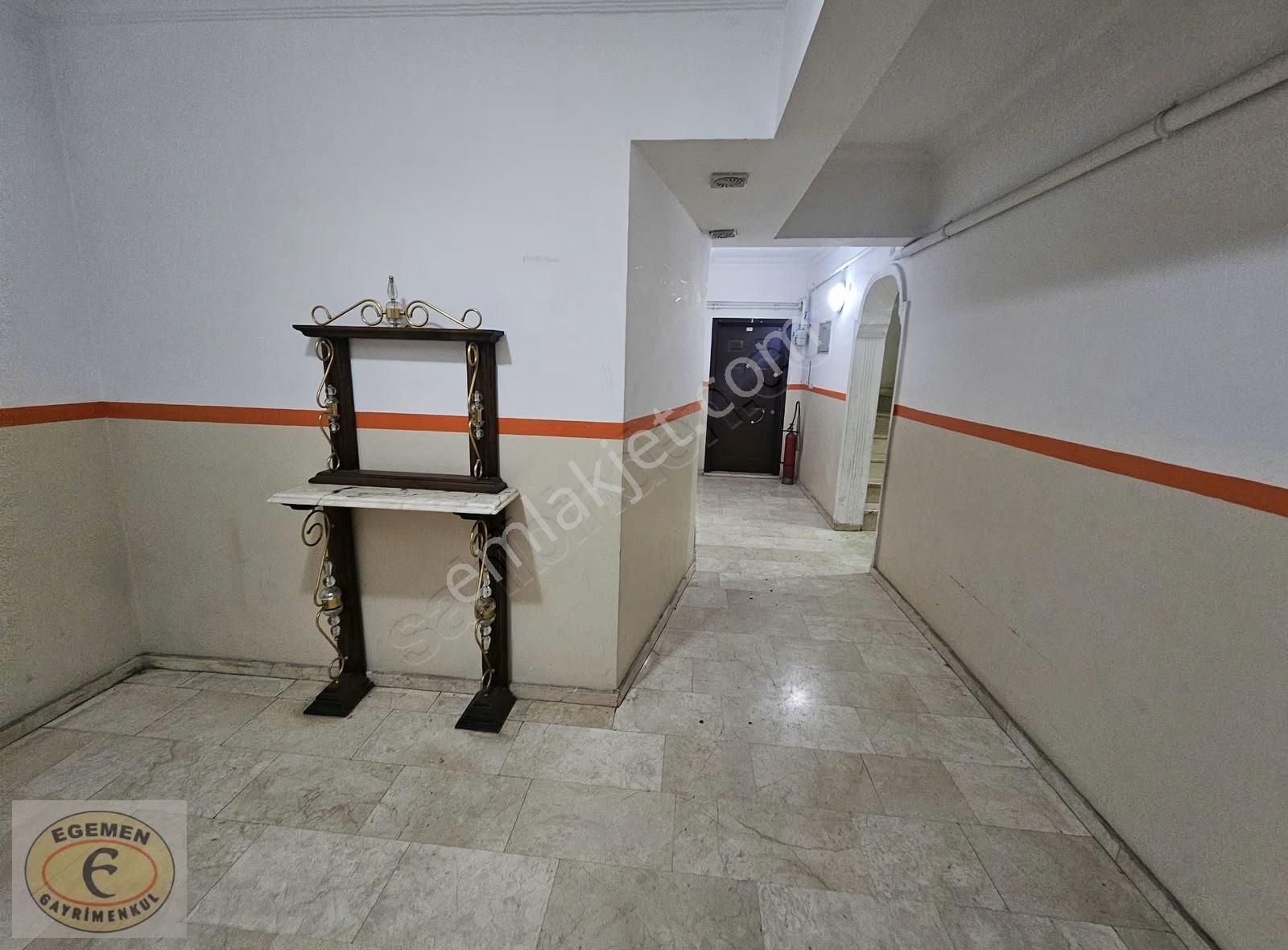 Sultanbeyli Fatih Bulvarı Üzerinde Kiralık 1+1 Ofis - Görsel 2