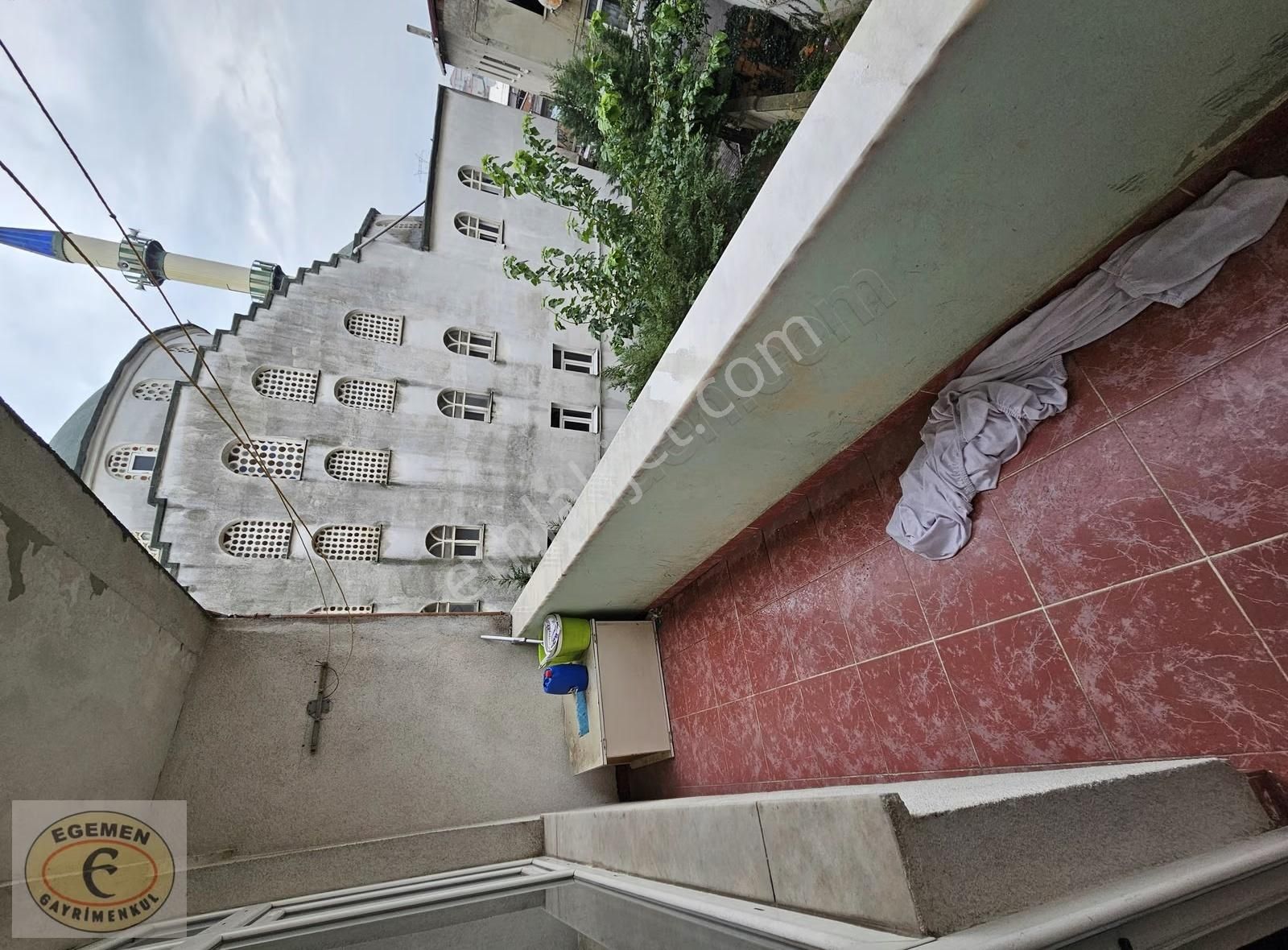 Hamidiye Mahallesinde Cadde Üzeri Kiralık 3+1 Daire - Görsel 3