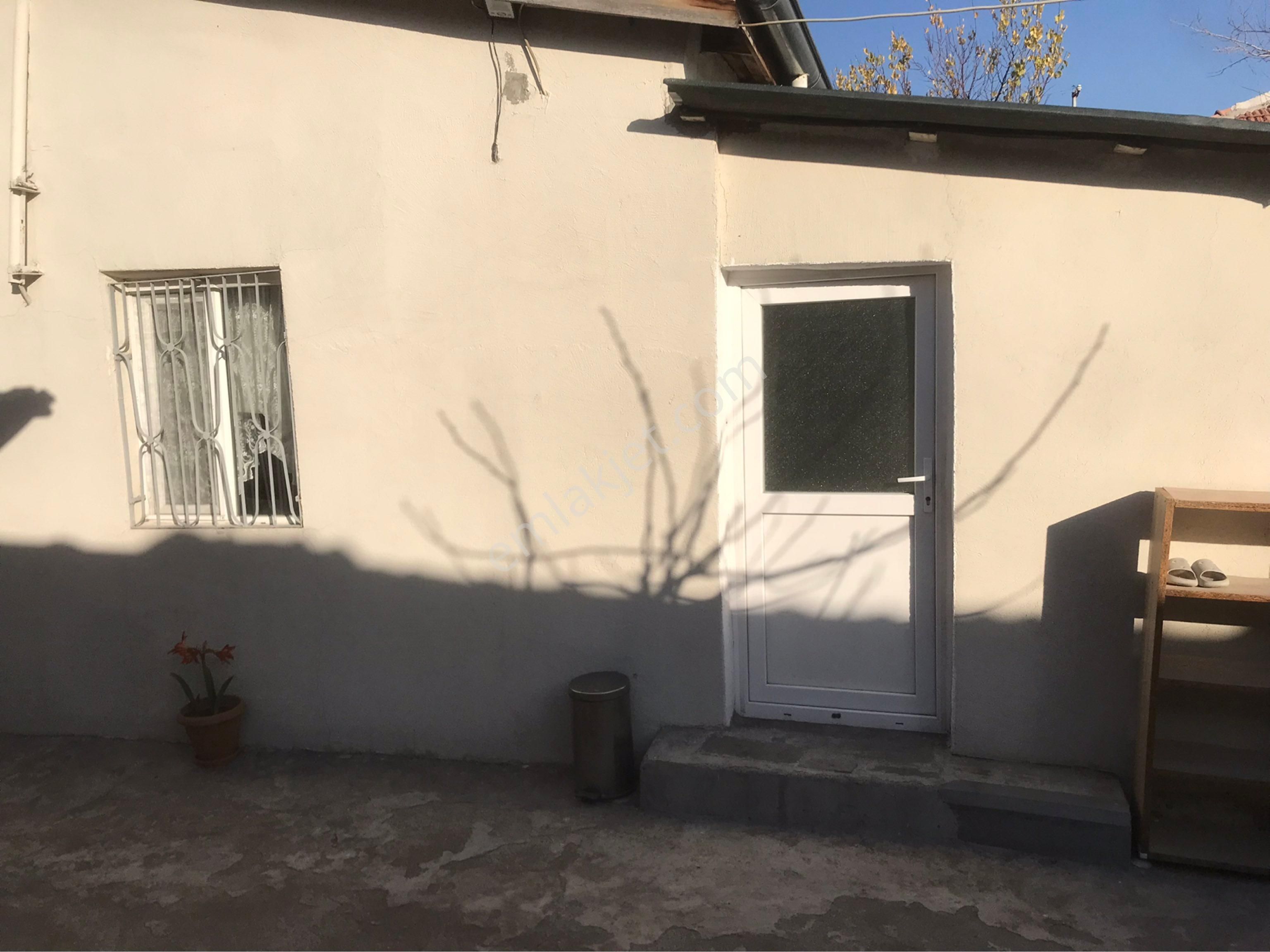 İki Adet Ev Ve Arsası Bakımlı Müstakil Ev - Görsel 3