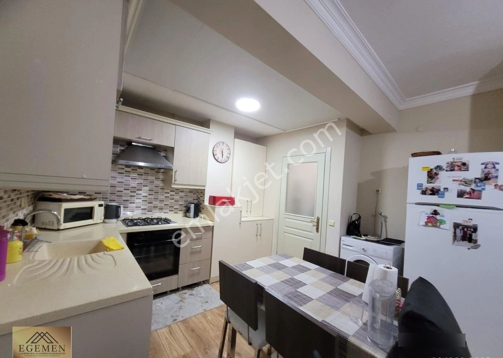 Kuşadası Merkeze Yakın Konumlu Havuzlu Sitede Bahçe Kullanımlı 1+1 Satılık Daire - Görsel 8