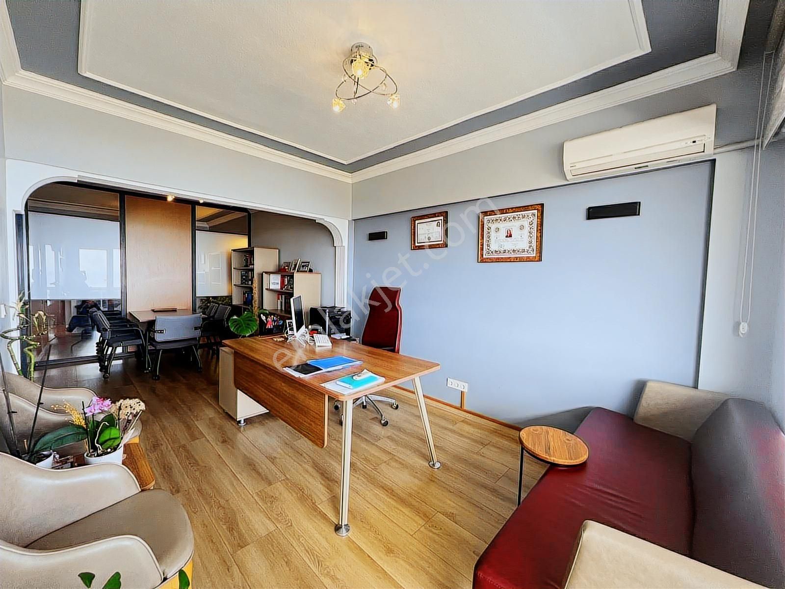 Ertuğrul Mah.sinde Şehrin En Güzel Konumunda 3+1 Manzaralı Daire - Görsel 6