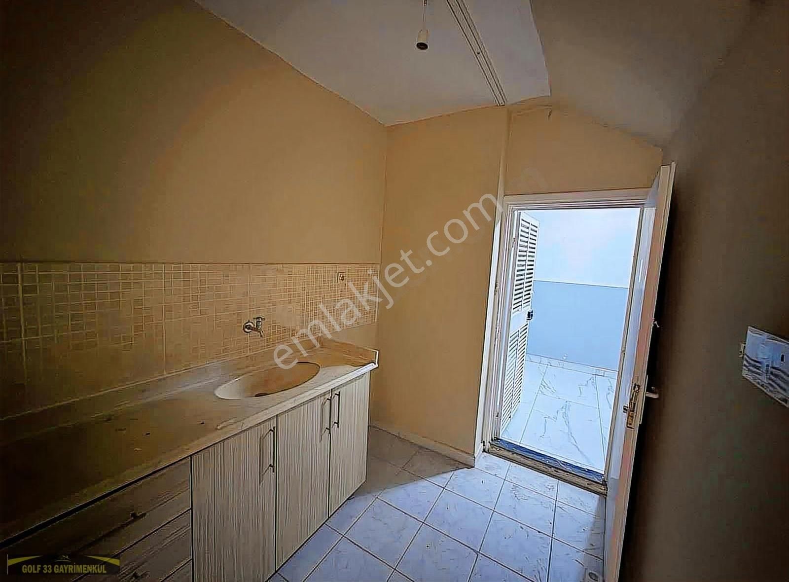 Mezitli'nin Merkezinde Satılık Geniş 1+1 - Görsel 8