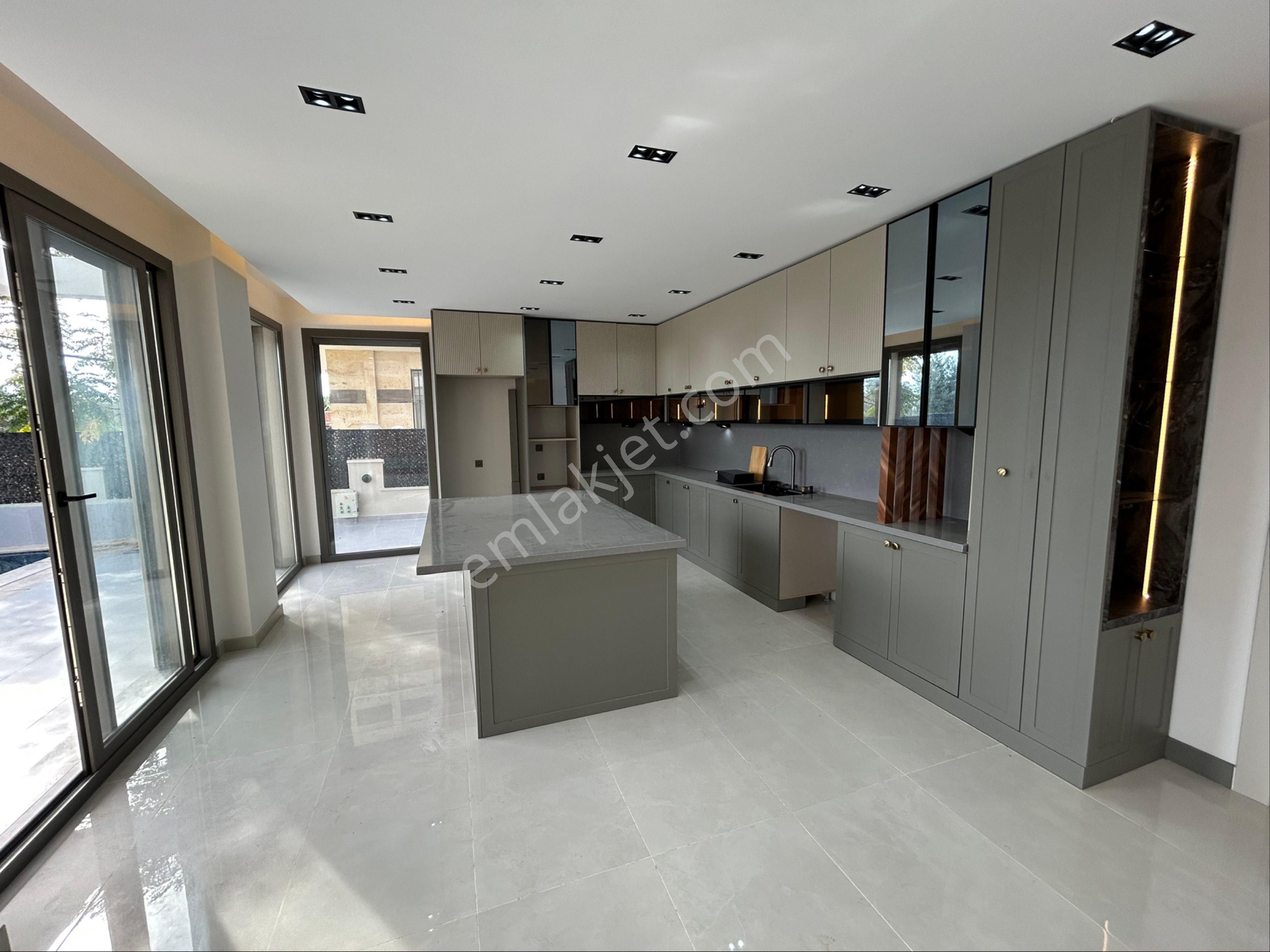 Didim Altınkuma Yakın Kaliteli Ve Lüks Villa - Görsel 11