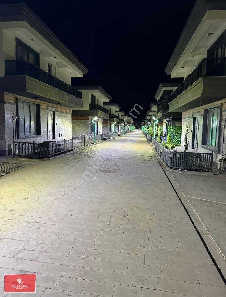 Altındag Karşısi"da Serın Yapi Villa 5+1 Satılık - Görsel 11