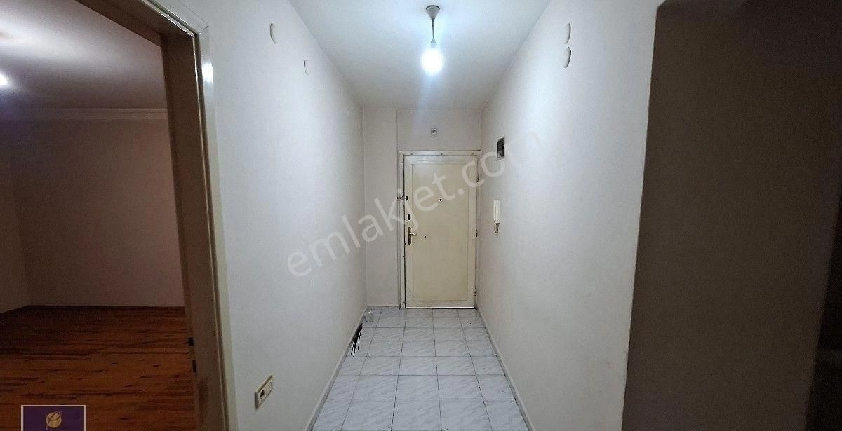 Efeler Cumhuriyet Mahallesi'nde 3+1 Harika Konumlu Kiralık Daire!!! - Görsel 9