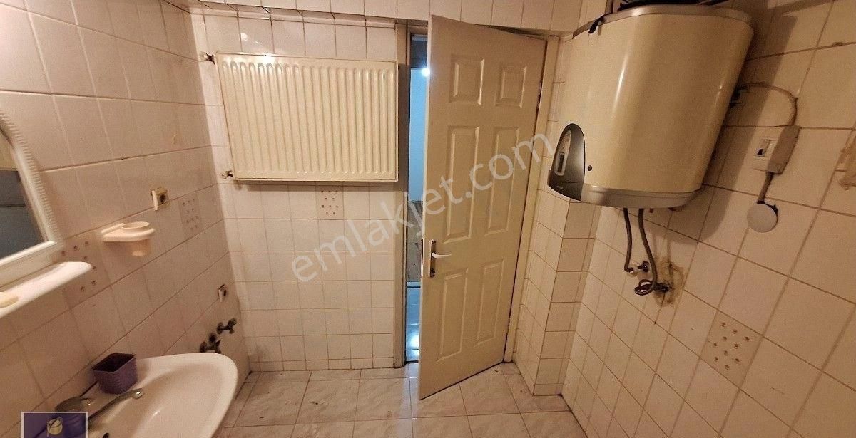 Efeler Cumhuriyet Mahallesi'nde 3+1 Harika Konumlu Kiralık Daire!!! - Görsel 6