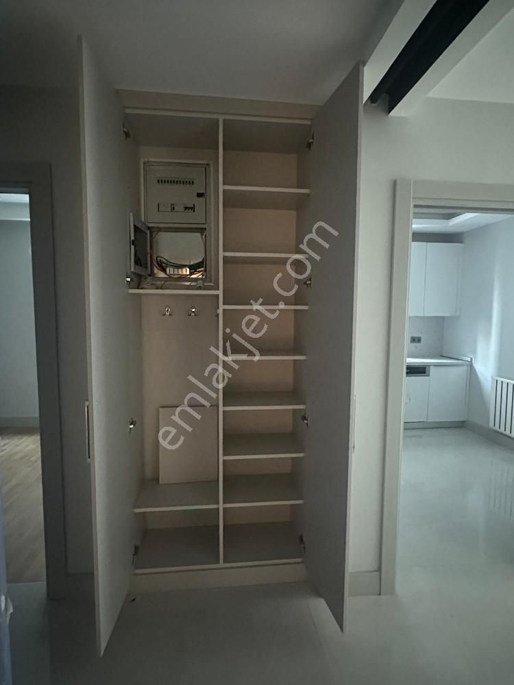 Kalamış Selahattin Pınar Sokakta Sıfır Binada Kiralık 3+1 Daire - Görsel 26